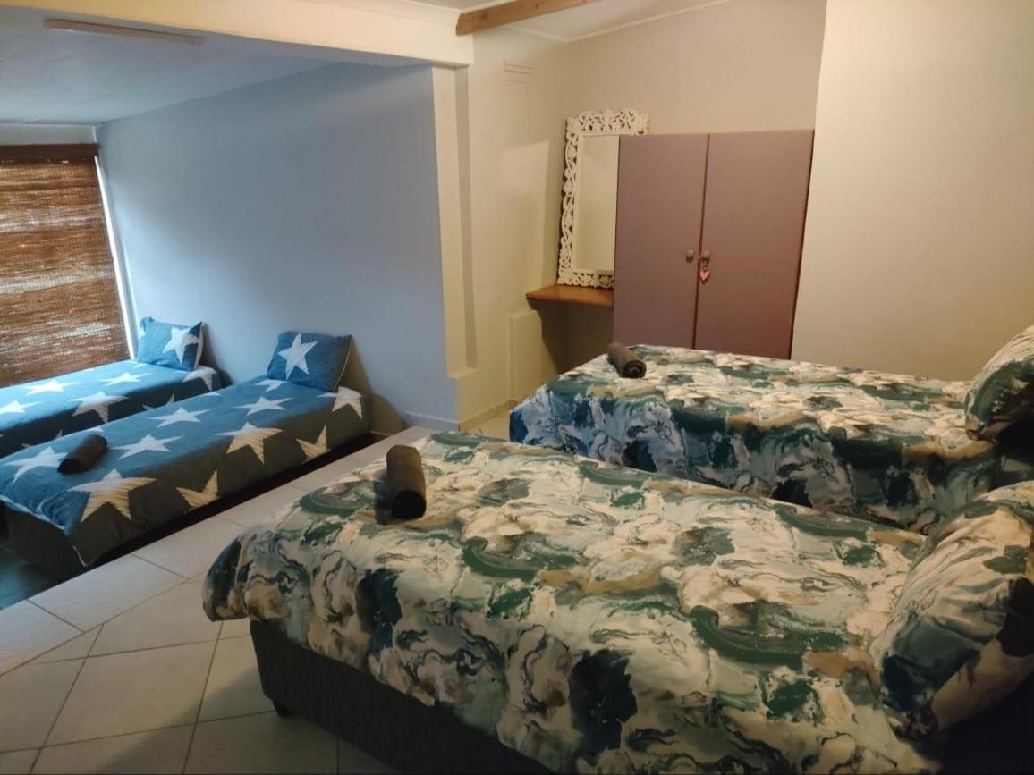 Blue Mountain Farm Lodge, Cabins & Cottages Swellendam Quarto foto