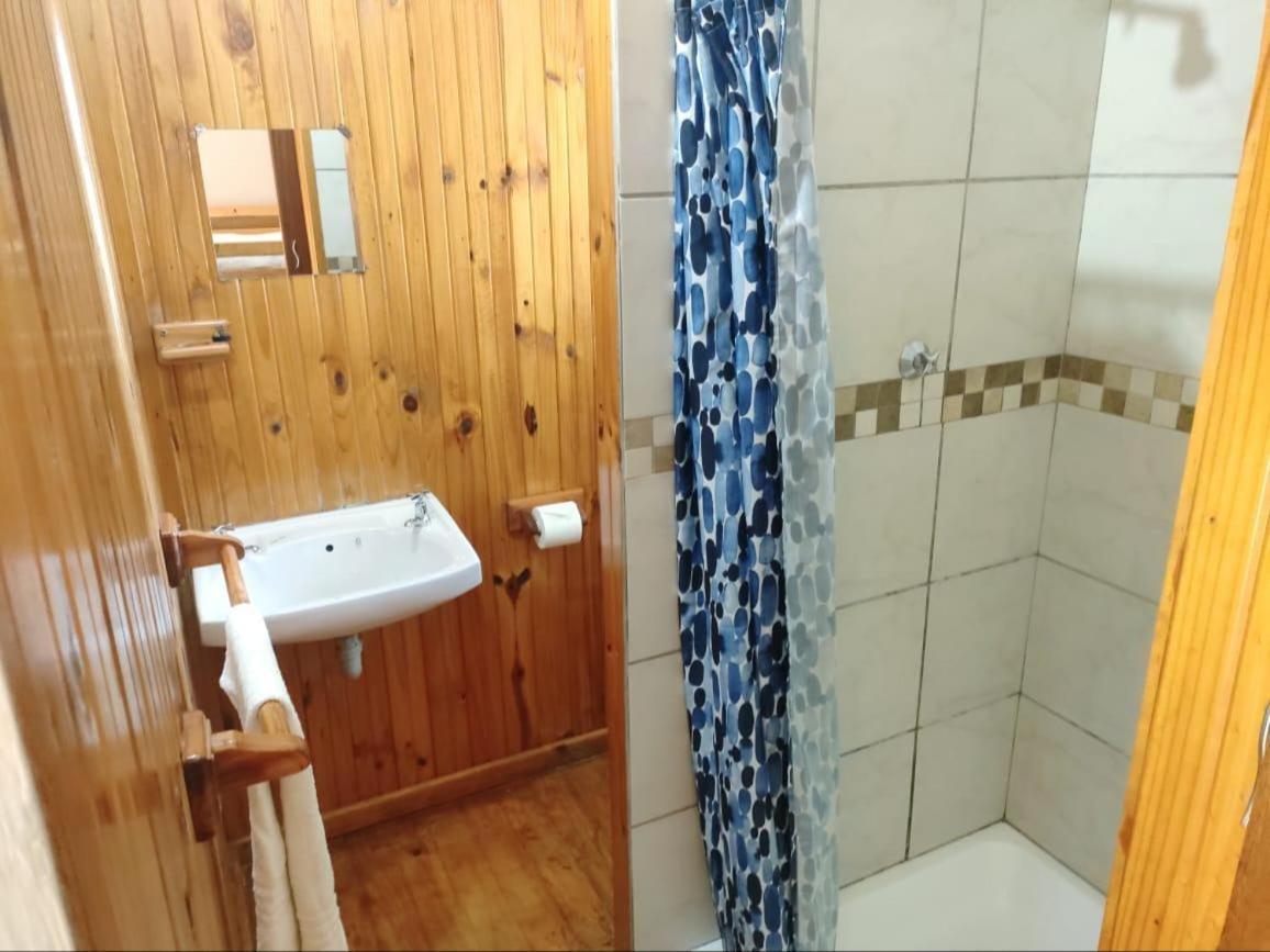 Blue Mountain Farm Lodge, Cabins & Cottages Swellendam Quarto foto