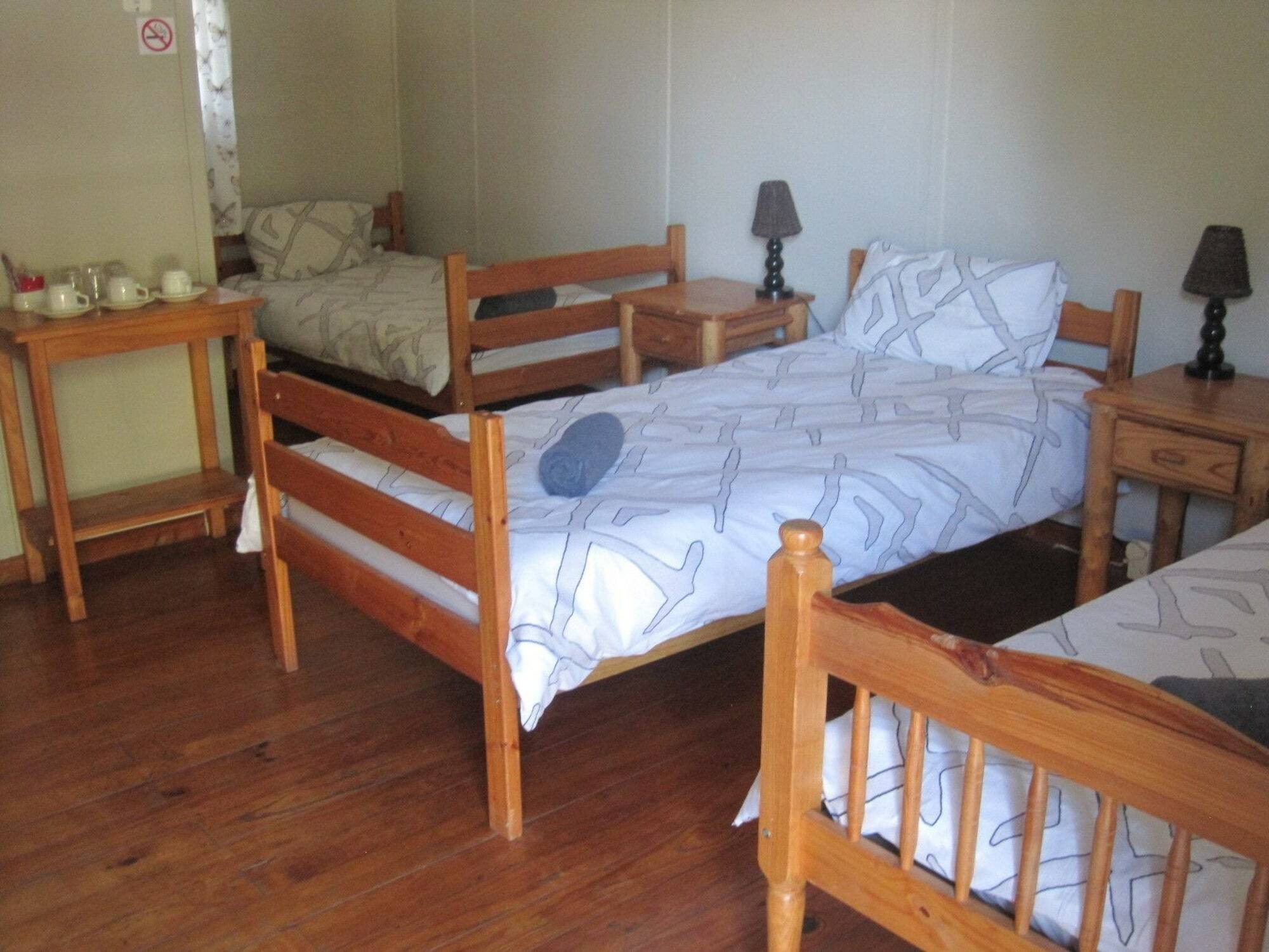 Blue Mountain Farm Lodge, Cabins & Cottages Swellendam Exterior foto
